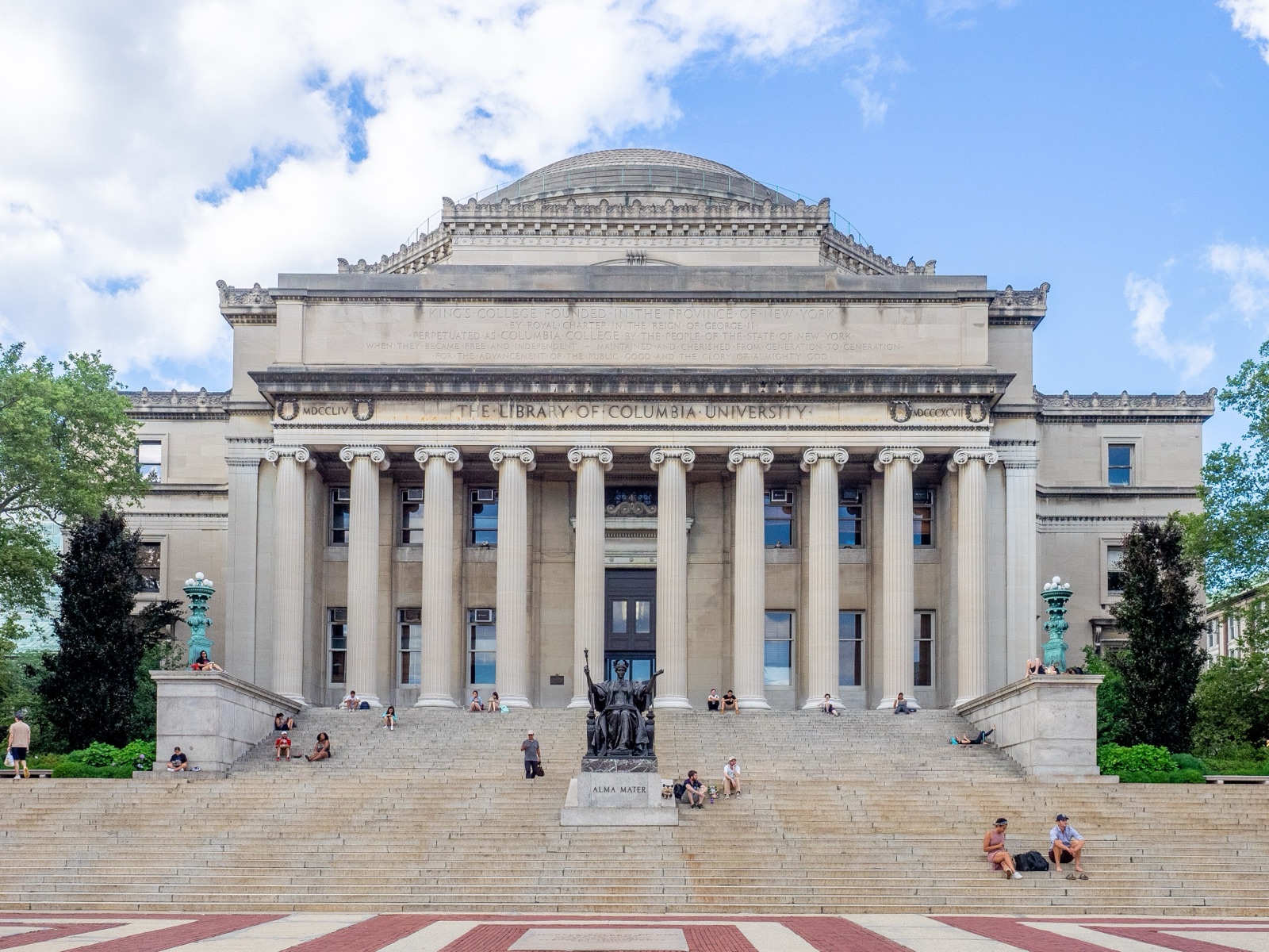 How to Transfer to Columbia University: Strategy & Requirements